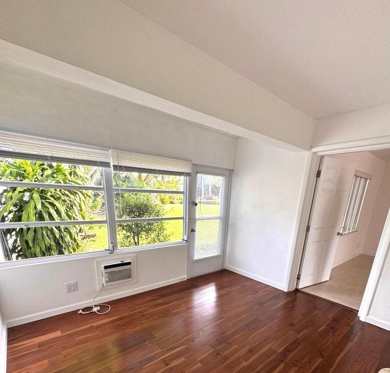 GREENWAY VILLAGE NORTH CONDO 1 - Residential