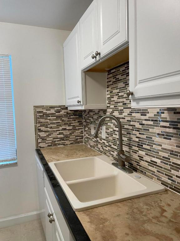 GREENWAY VILLAGE NORTH CONDO 1 - Residential