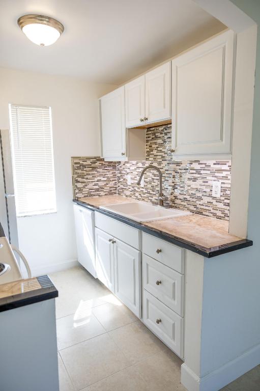 GREENWAY VILLAGE NORTH CONDO 1 - Residential