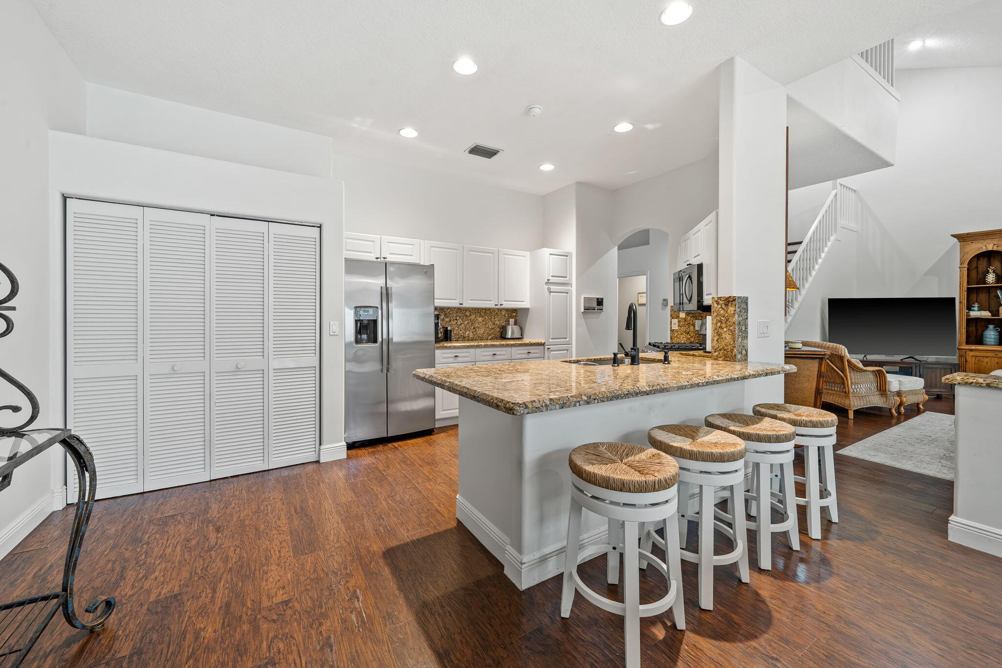 PGA RESORT COMMUNITY OF MONTEREY POINTE - Residential