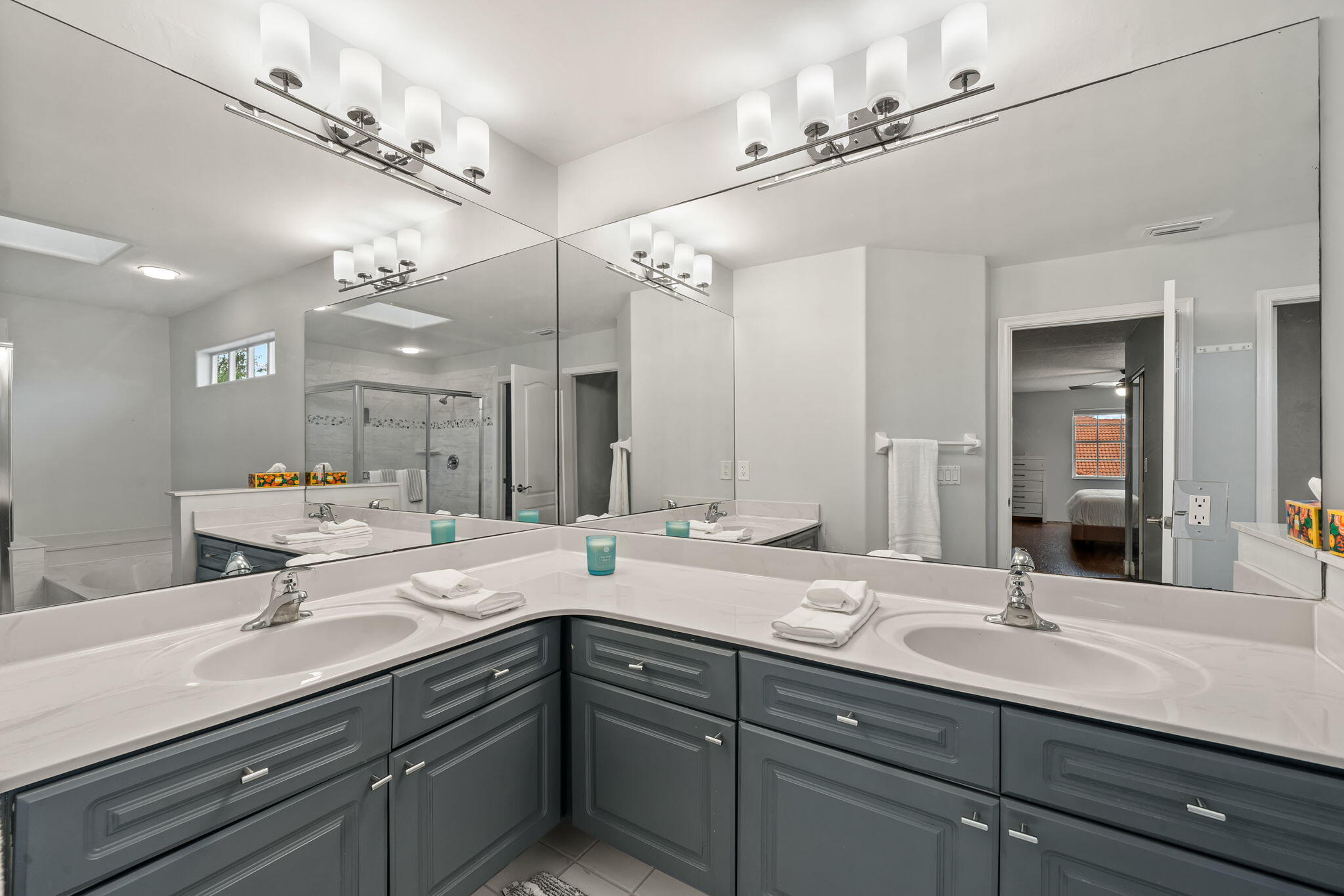 PGA RESORT COMMUNITY OF MONTEREY POINTE - Residential