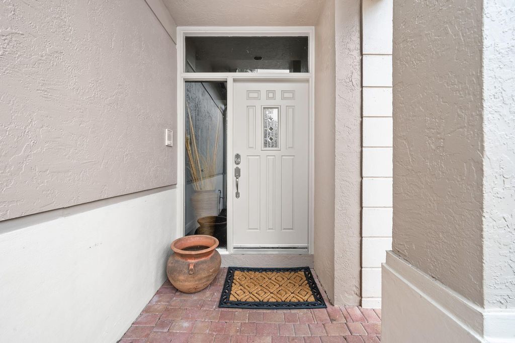 Photo of 33 Monterey Pointe Drive, Palm Beach Gardens, FL 33418 (MLS # R11157866)