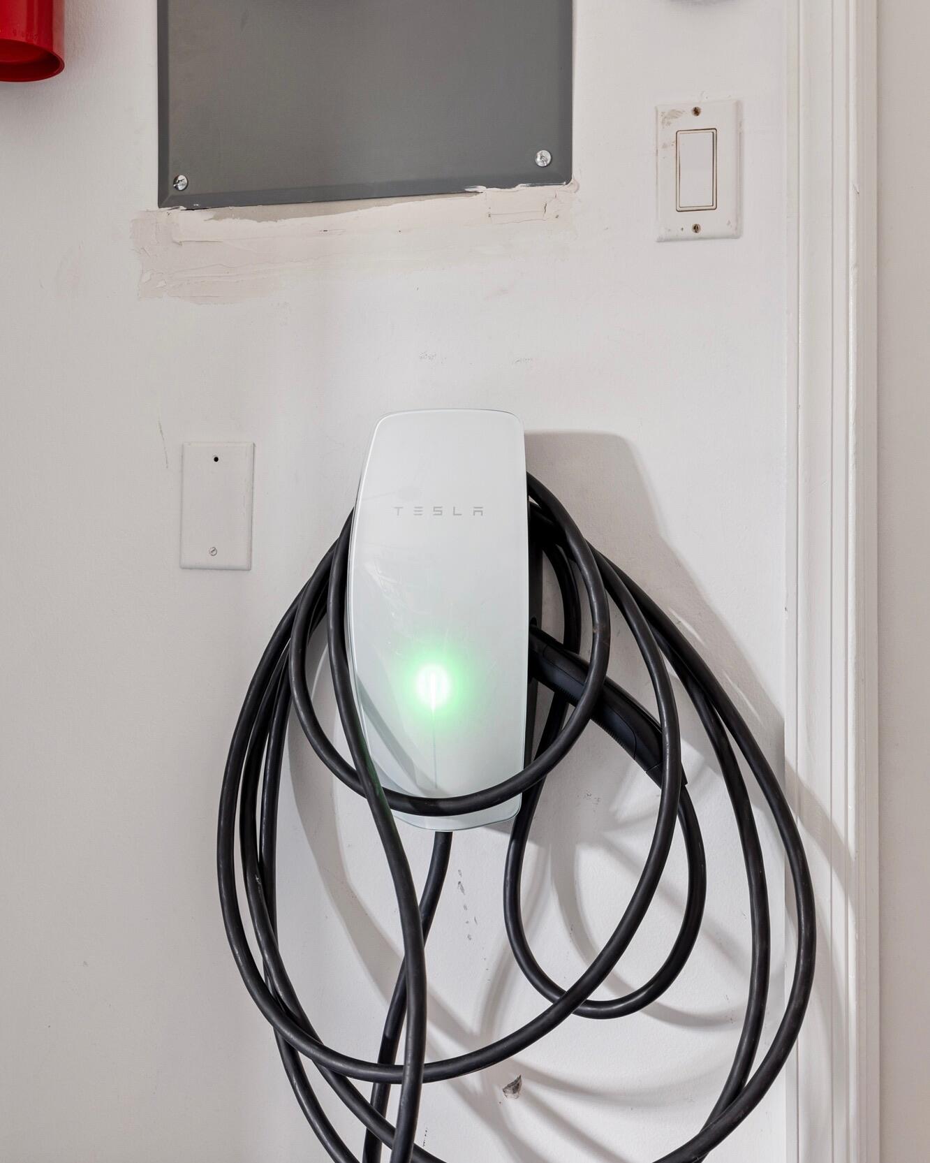 PGA RESORT COMMUNITY OF MONTEREY POINTE - Residential