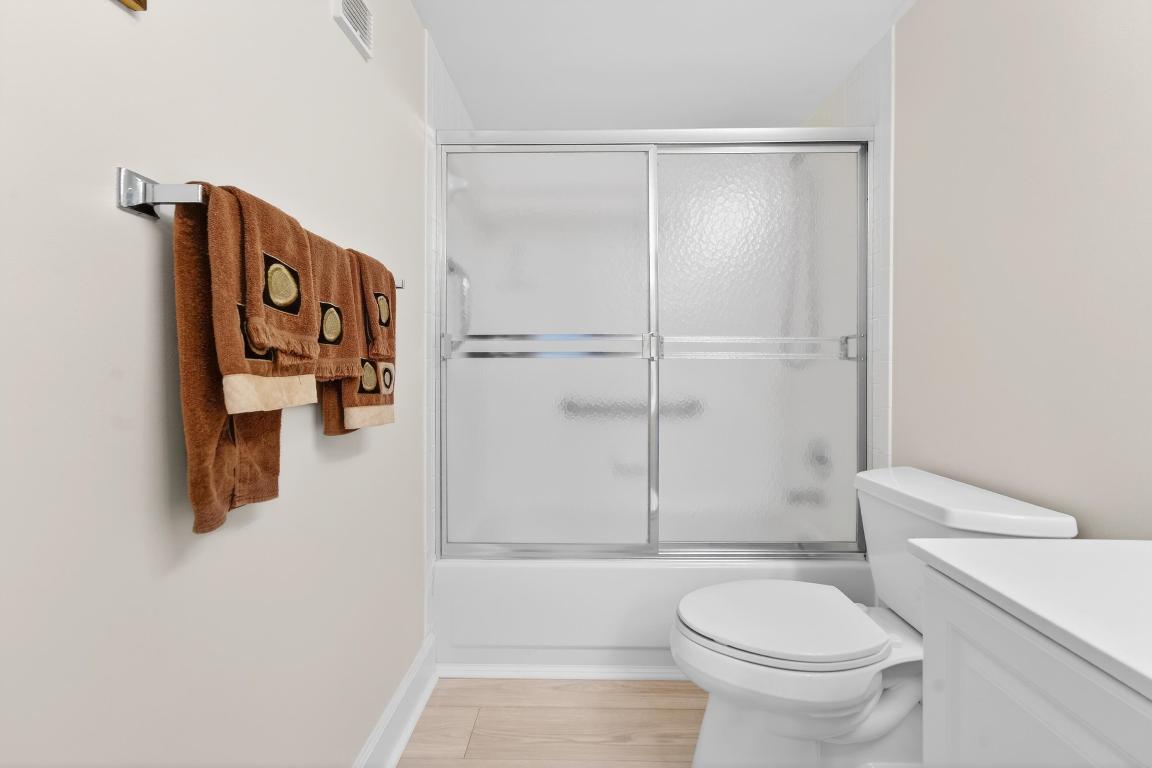 HUNTINGTON POINTE - Residential