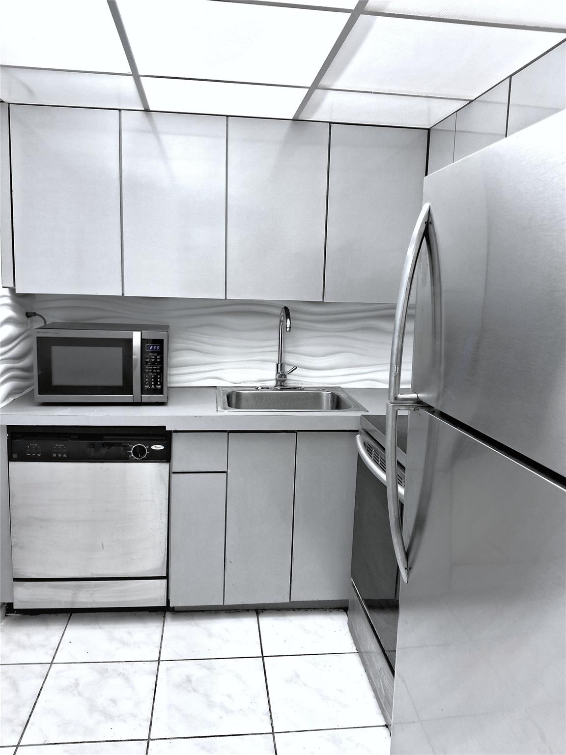 AVILA CONDO - Residential