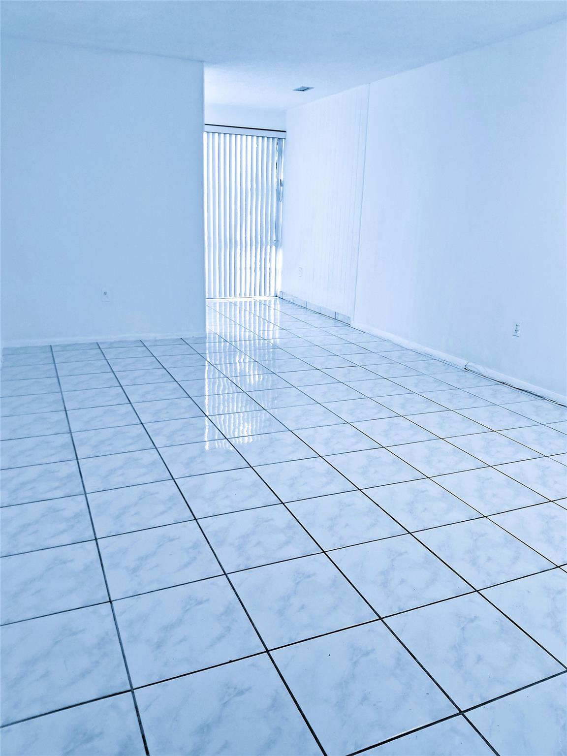 AVILA CONDO - Residential