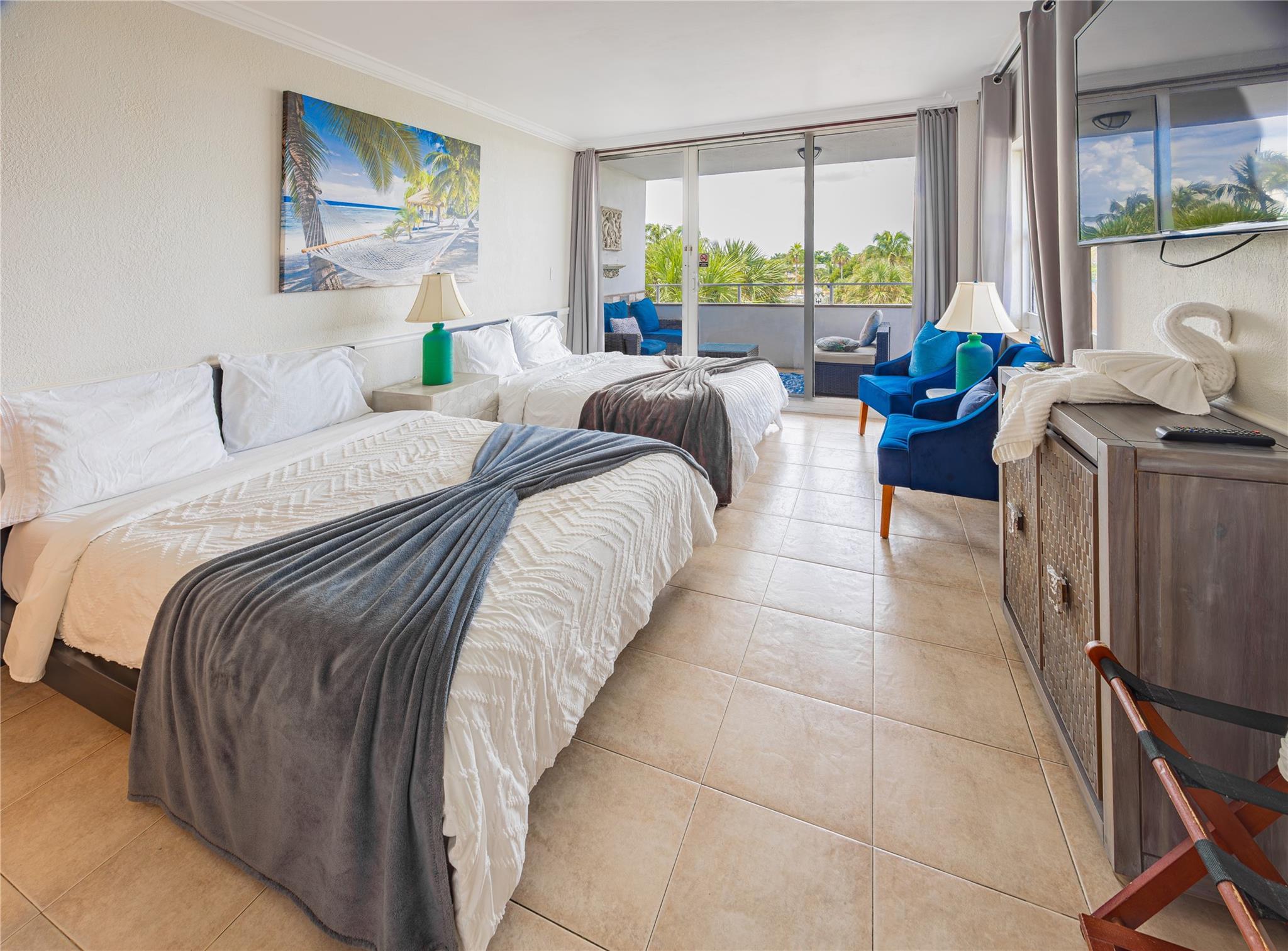 4040 Galt Ocean Dr 323
