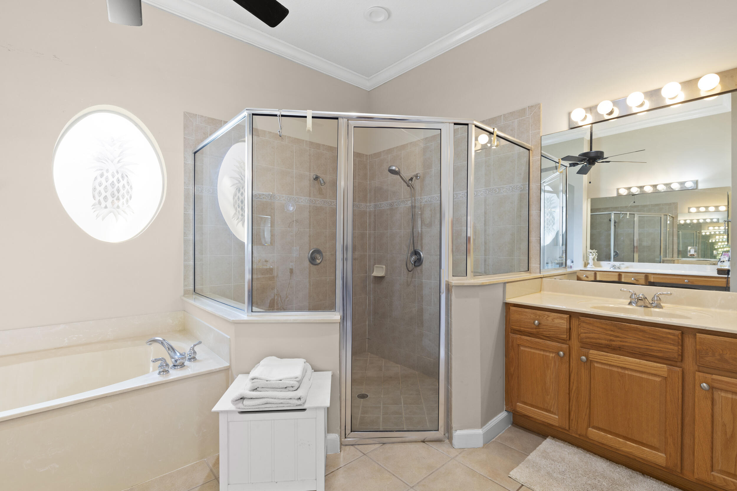 HAMILTON BAY SECTION 2 - Residential