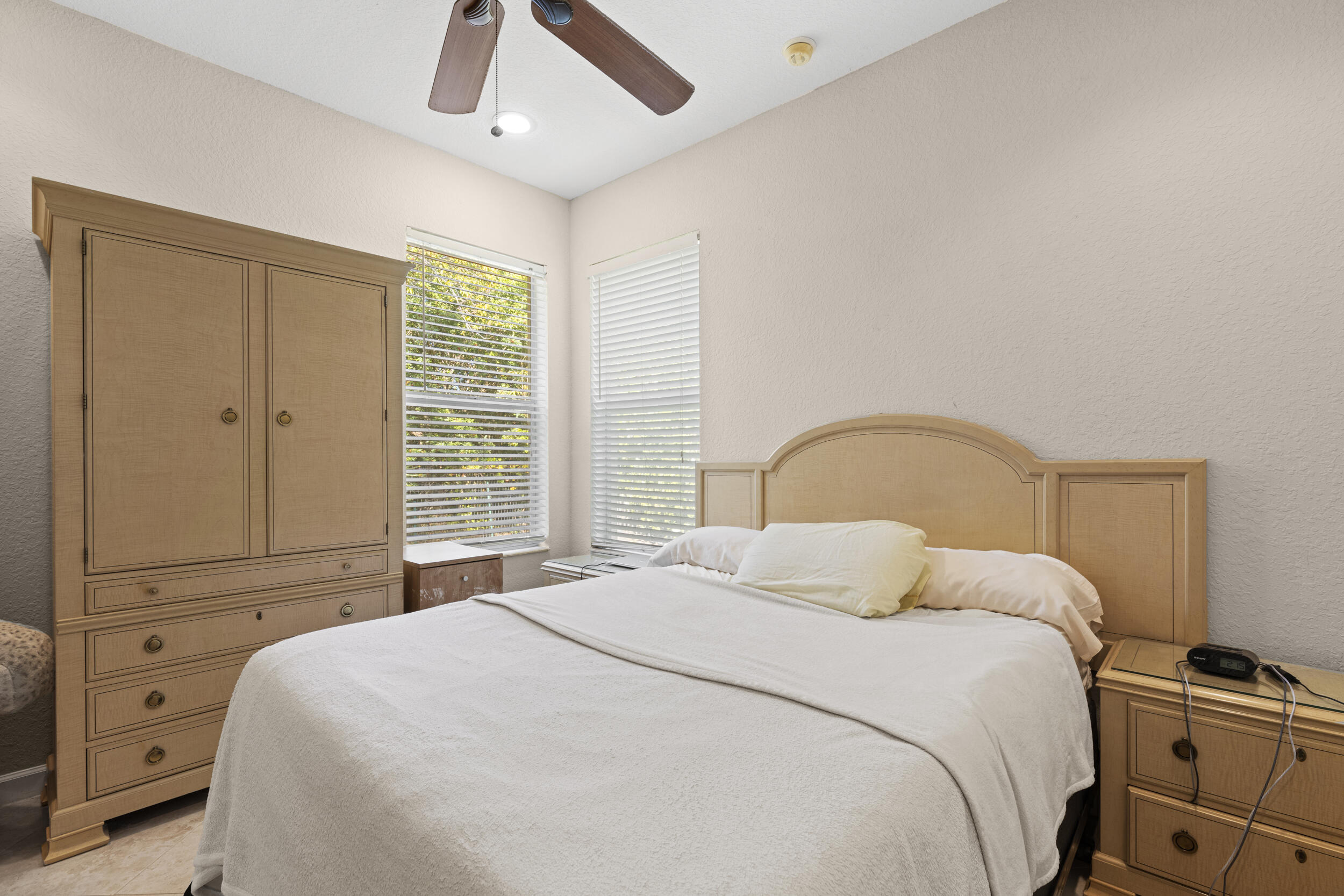 HAMILTON BAY SECTION 2 - Residential