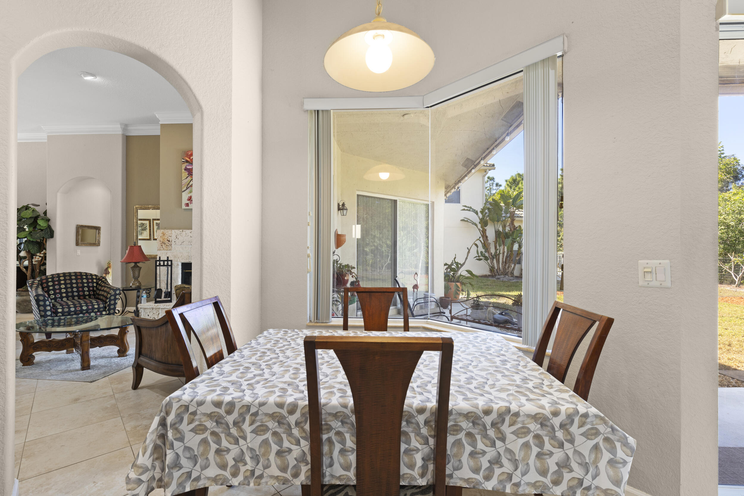 HAMILTON BAY SECTION 2 - Residential