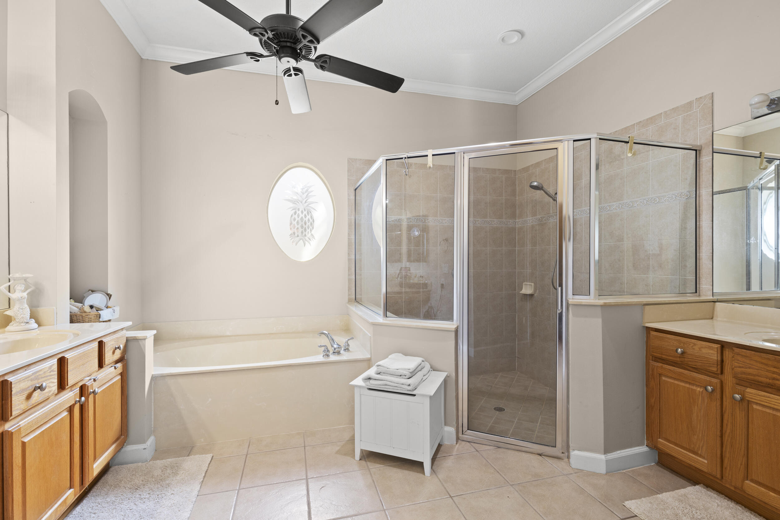 HAMILTON BAY SECTION 2 - Residential