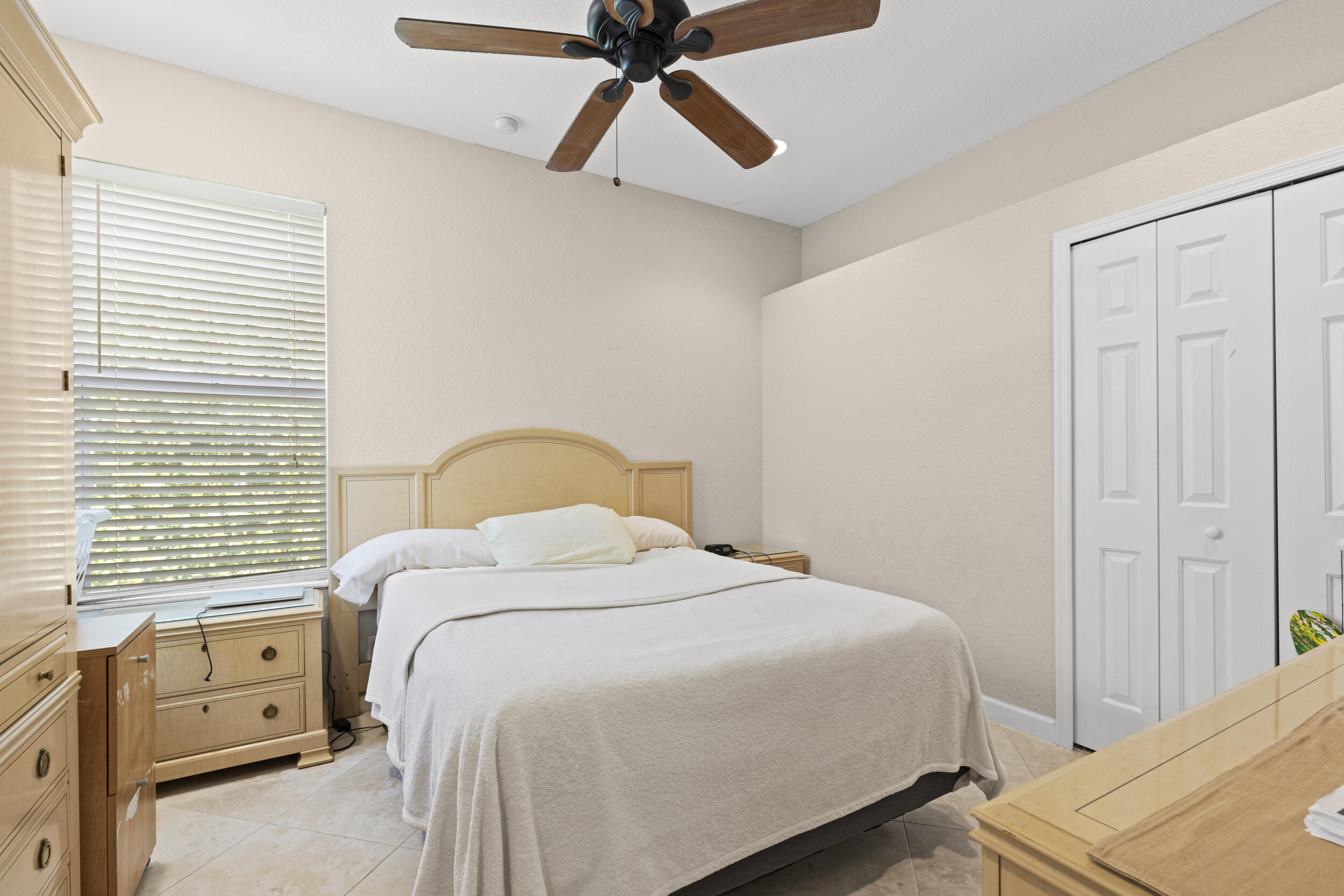 HAMILTON BAY SECTION 2 - Residential