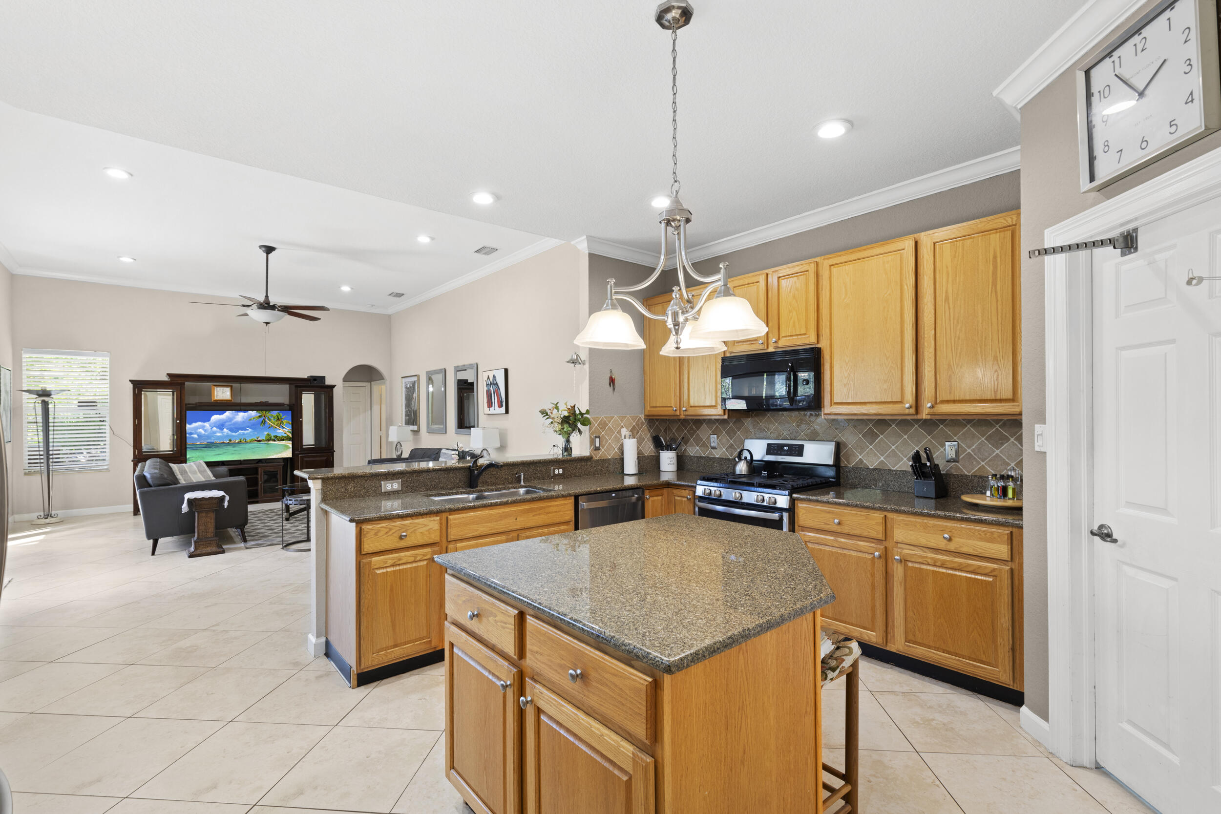 HAMILTON BAY SECTION 2 - Residential