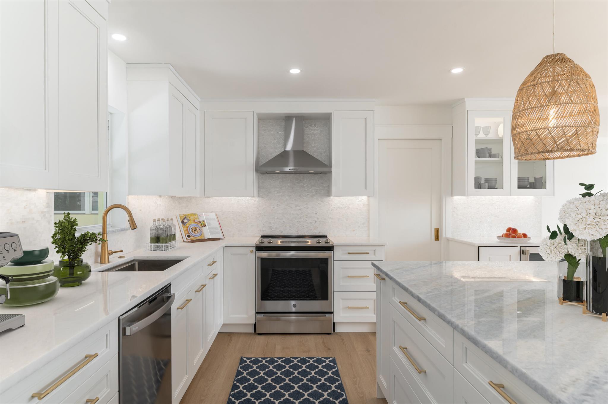 NORTH RIVER SHORES - Residential