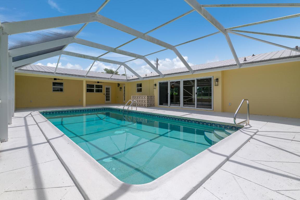 NORTH RIVER SHORES - Residential