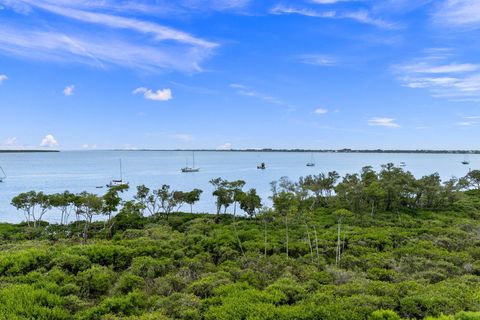 A home in Hutchinson Island