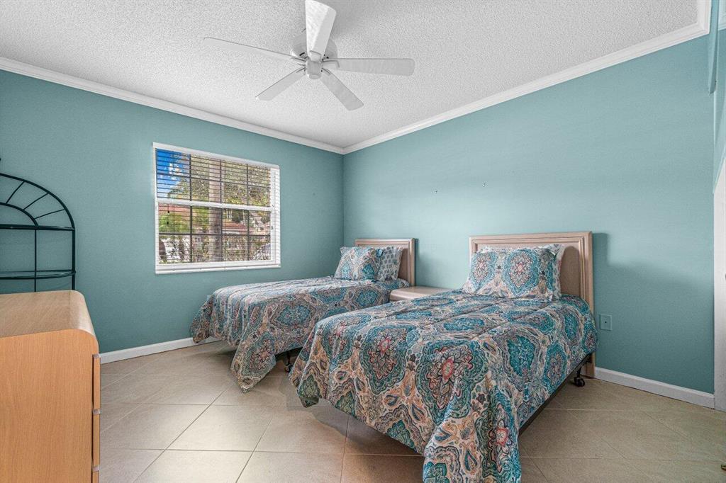 PALM ISLES - Residential