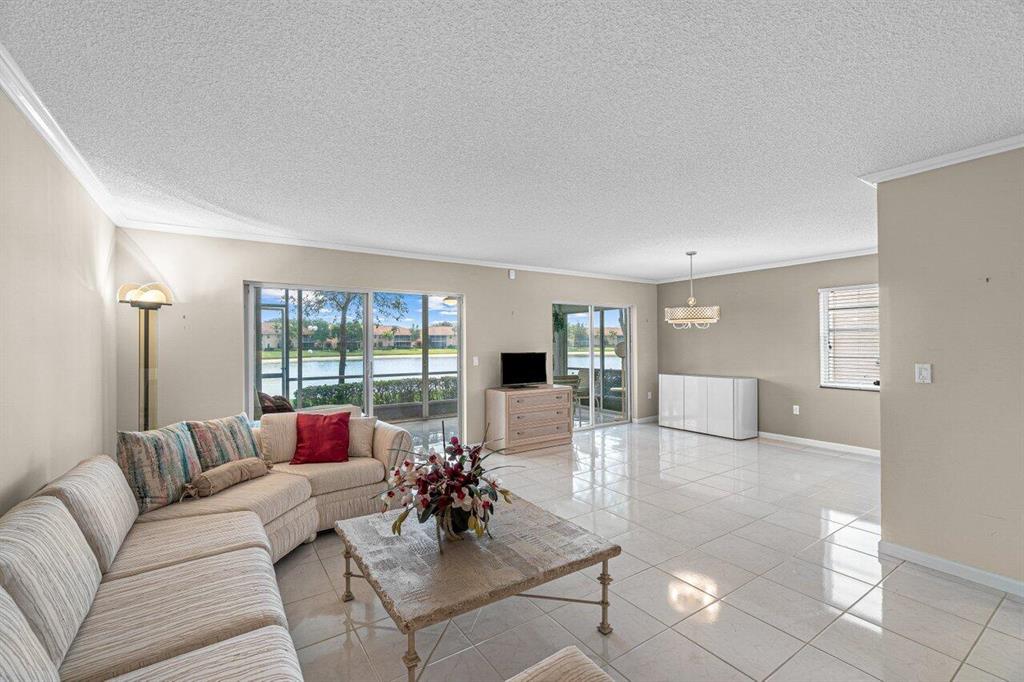 PALM ISLES - Residential