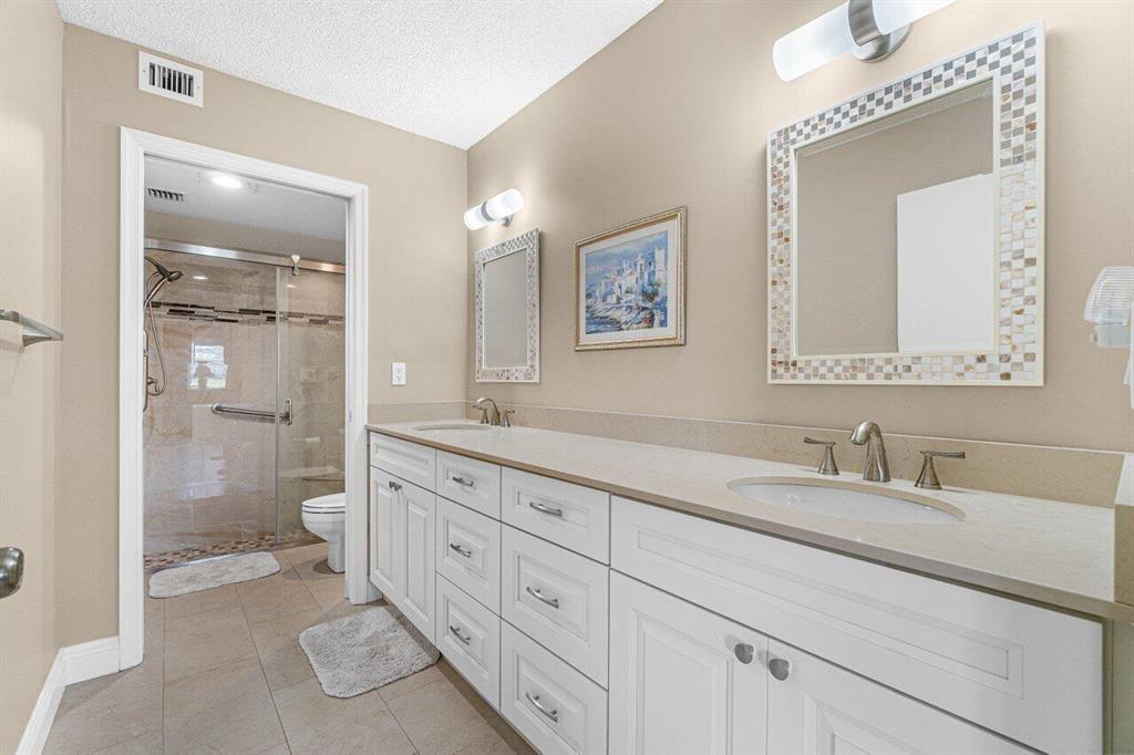 PALM ISLES - Residential