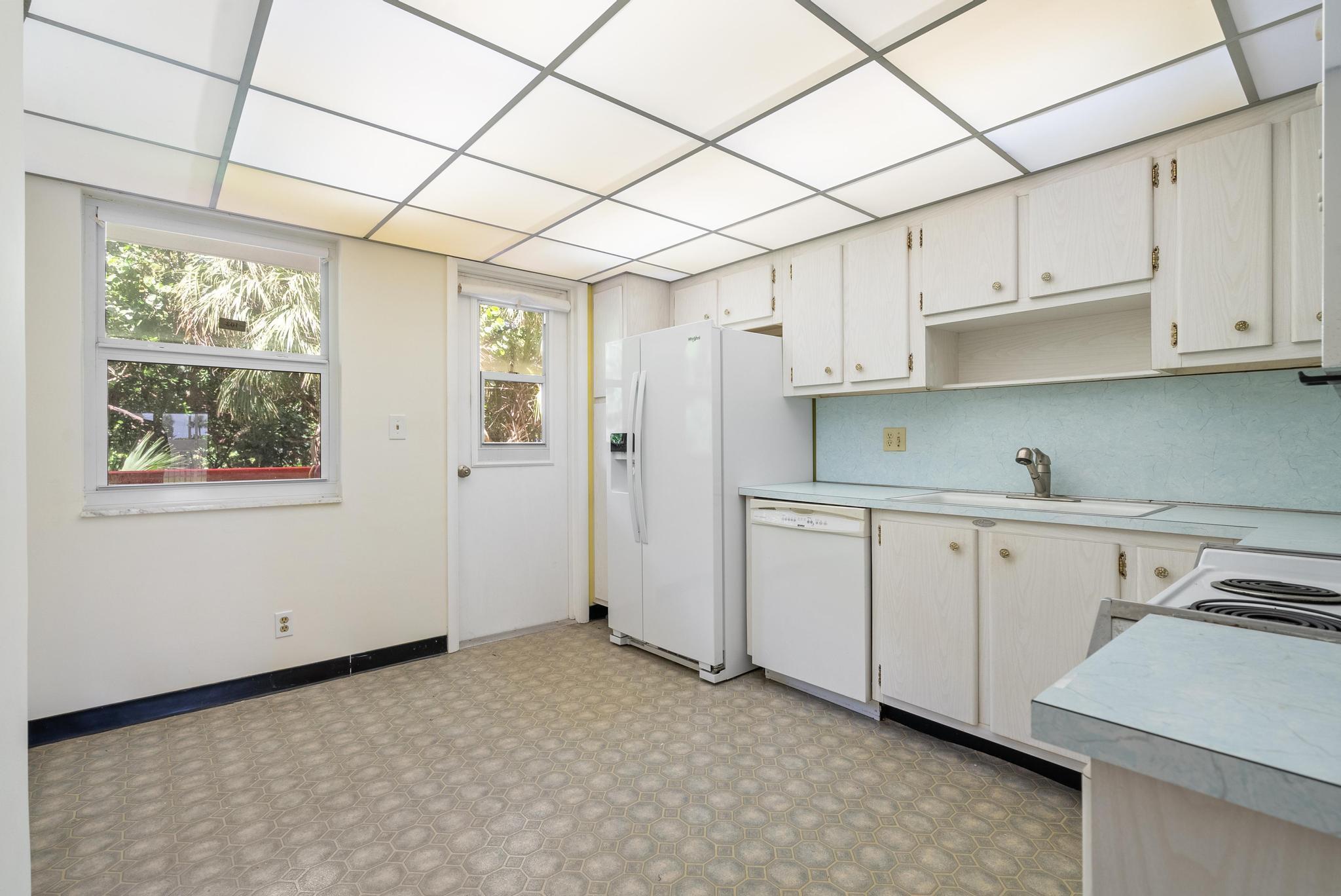 SAN REMO CONDO - Residential