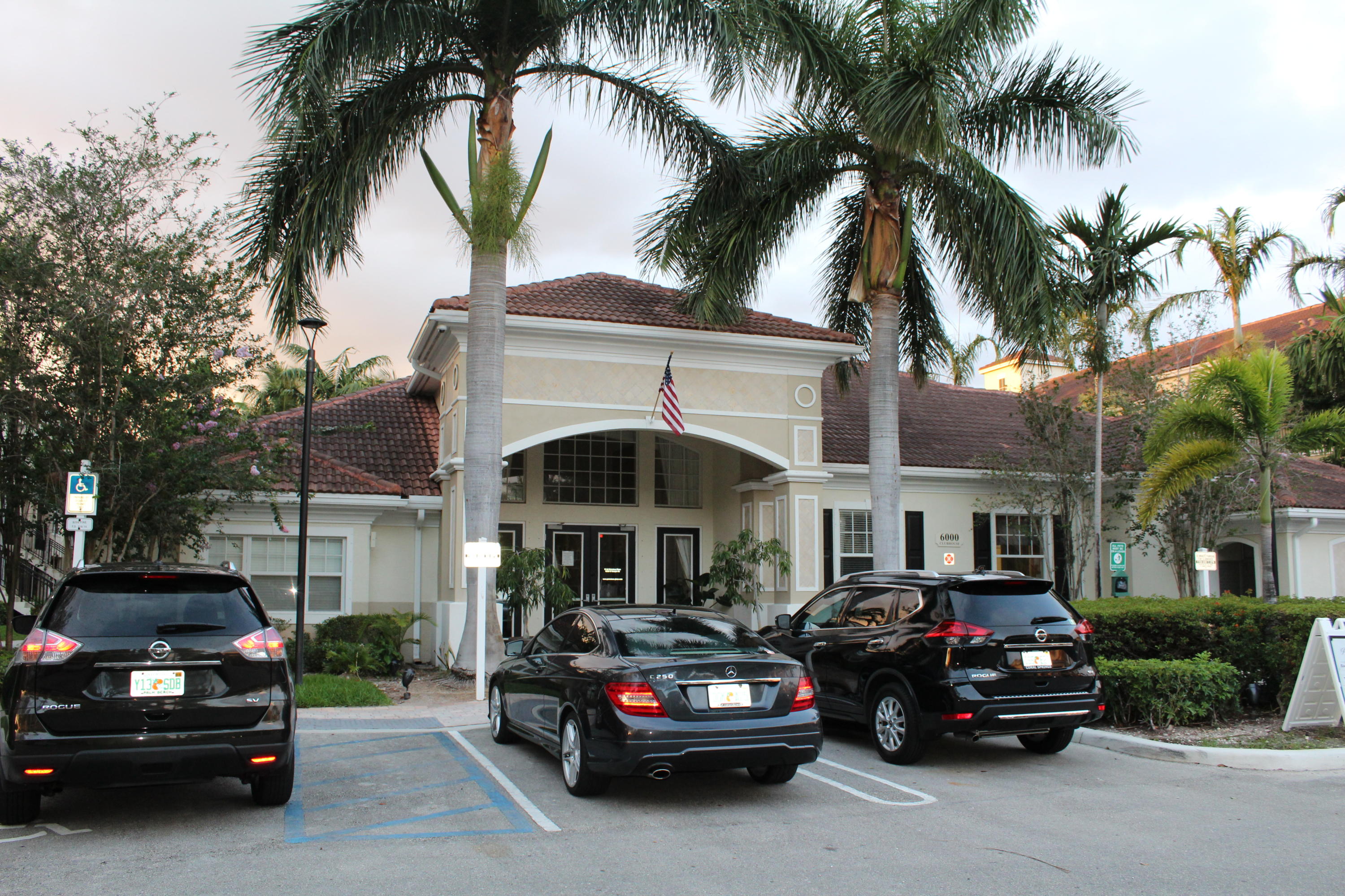 POINCIANA CONDO - Residential