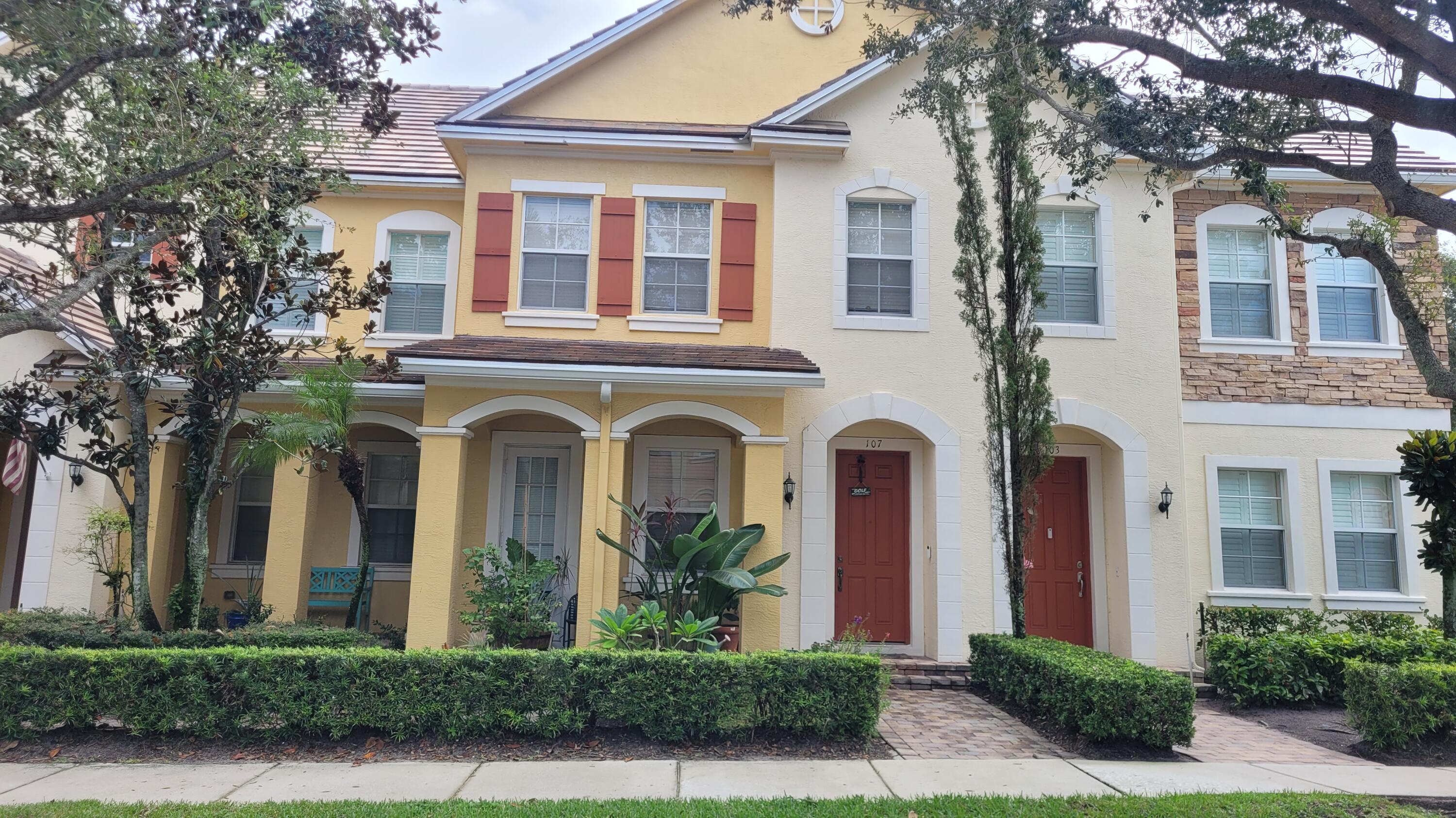 107 Ennis Lane