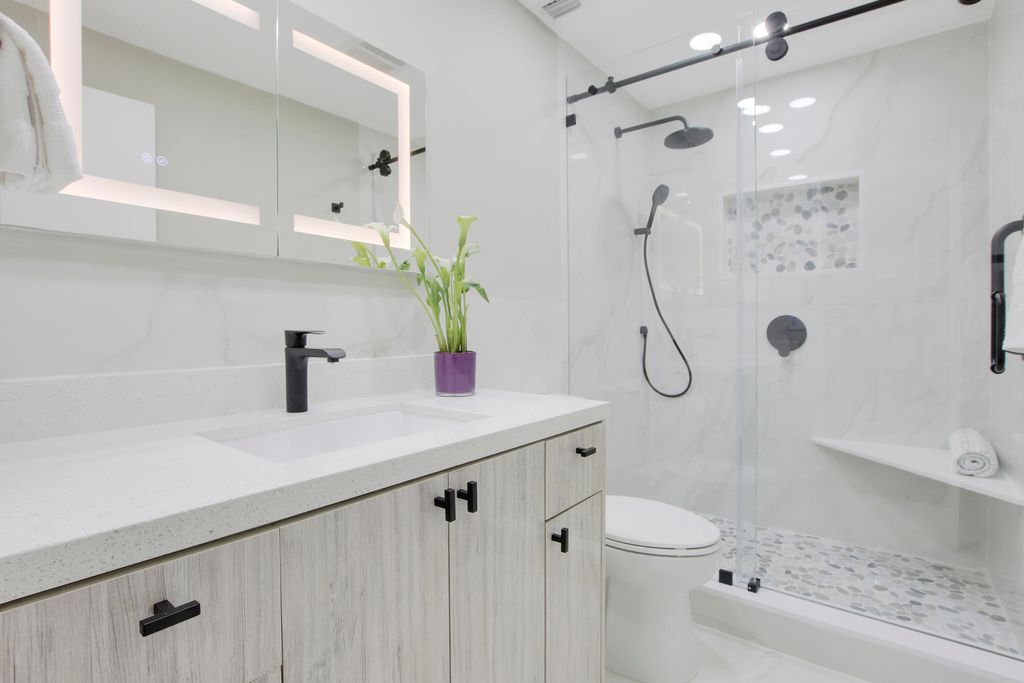 Photo of 107 Club Drive, Palm Beach Gardens, FL 33418 (MLS # R11162288)