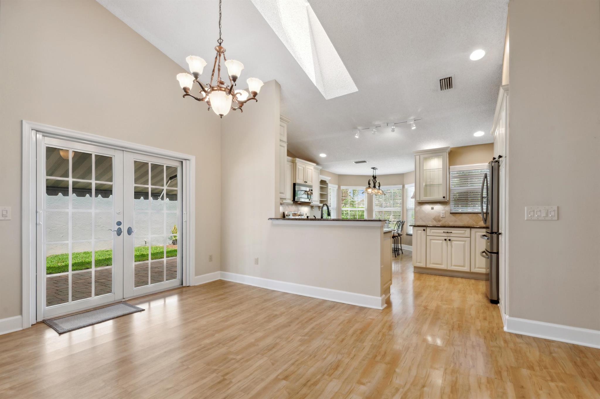 12861 Meadowbend Drive