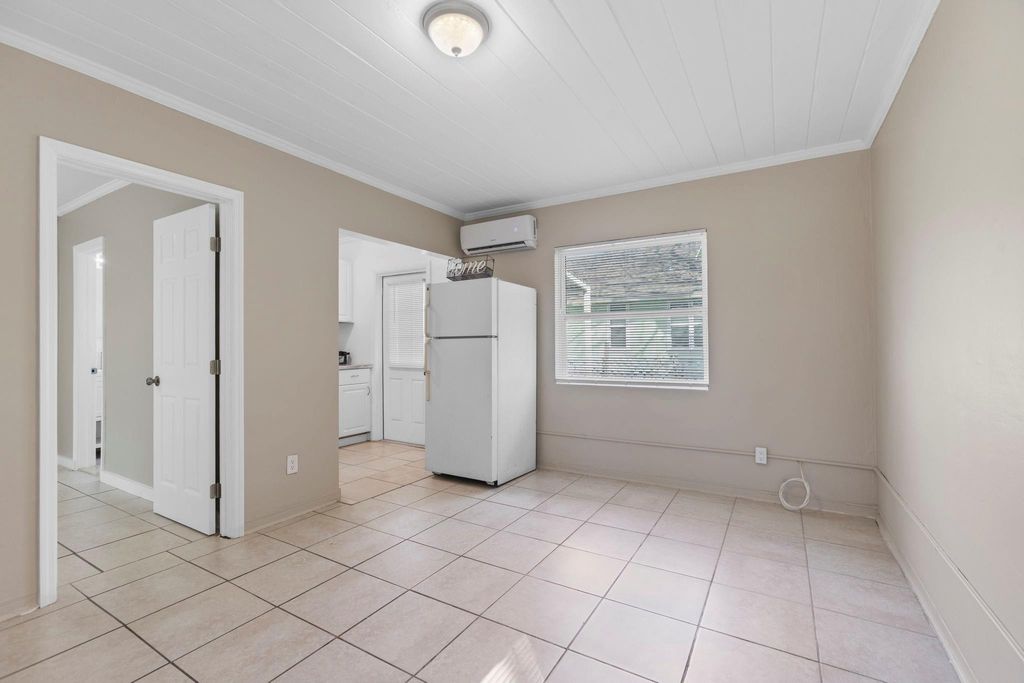 Photo of 602 Texas Court, Fort Pierce, FL 34950 (MLS # F10555178)