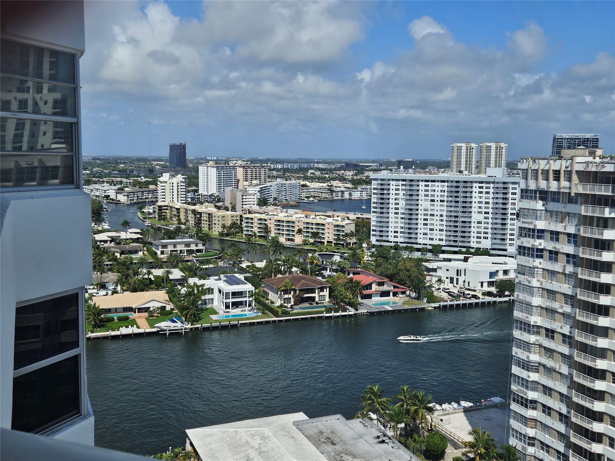 1985 S Ocean Dr 20D