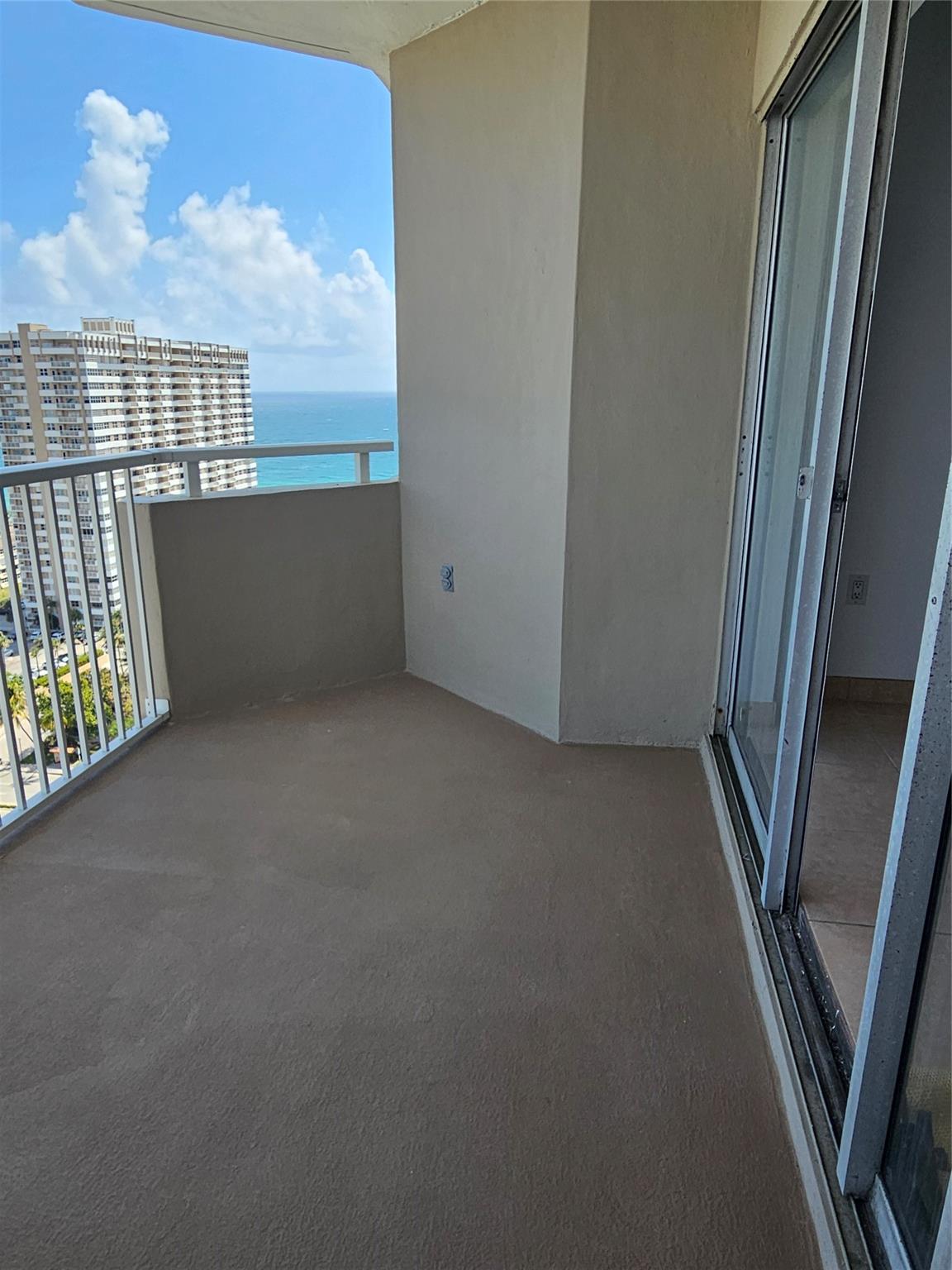 hemispheres condo - Residential