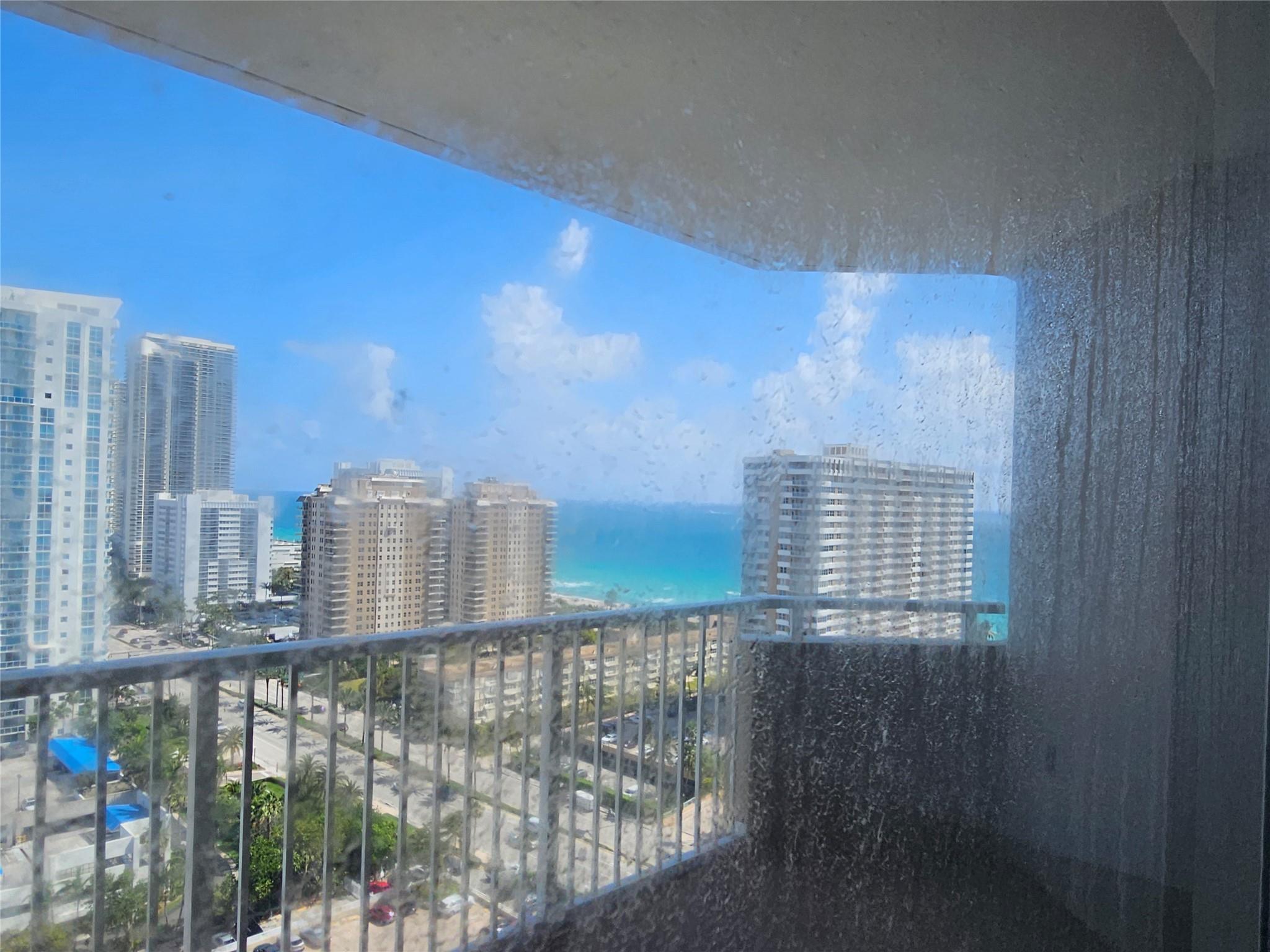 hemispheres condo - Residential