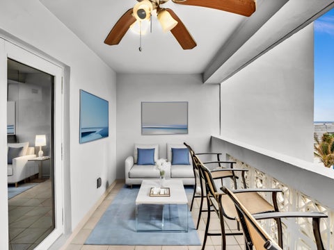 Tiny photo for 320 S Surf Road #402, Hollywood, FL 33019 (MLS # B26079875)
