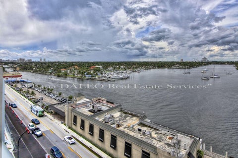 Tiny photo for 320 S Surf Road #402, Hollywood, FL 33019 (MLS # B26079875)