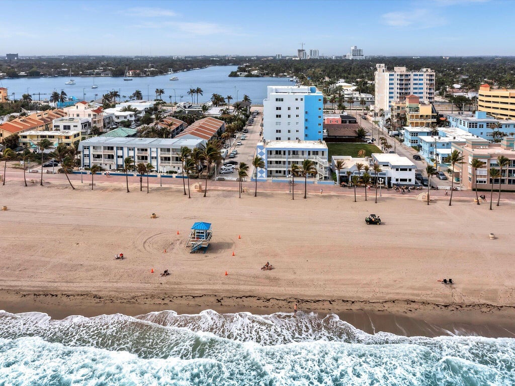 Photo of 320 S Surf Road #402, Hollywood, FL 33019 (MLS # B26079875)