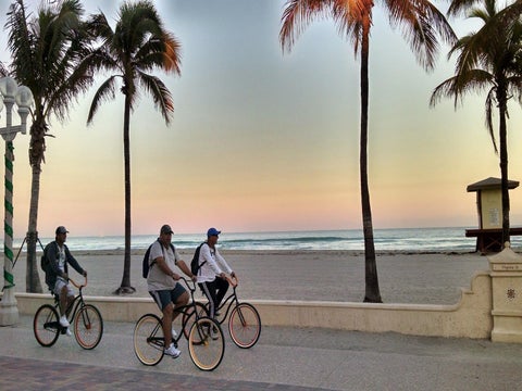 Tiny photo for 320 S Surf Road #402, Hollywood, FL 33019 (MLS # B26079875)