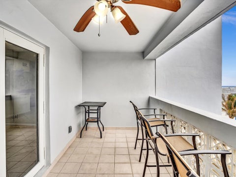 Tiny photo for 320 S Surf Road #402, Hollywood, FL 33019 (MLS # B26079875)