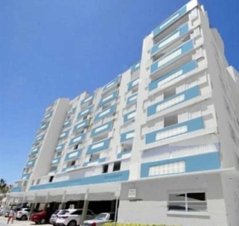 320 S Surf Road 402