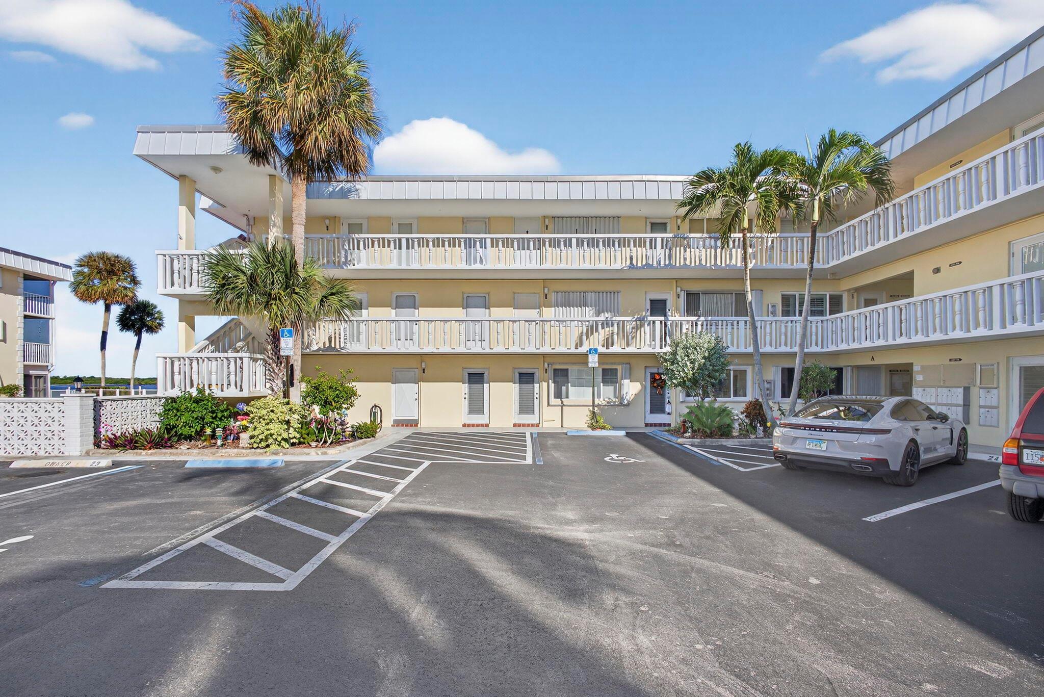 LAKE COLONY APTS ONE INC - Residential