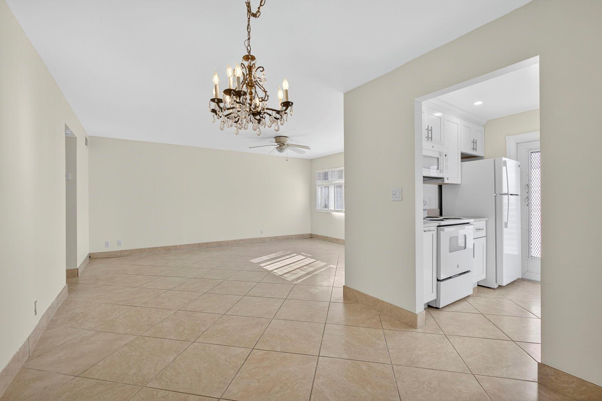 LAKE COLONY APTS ONE INC - Residential