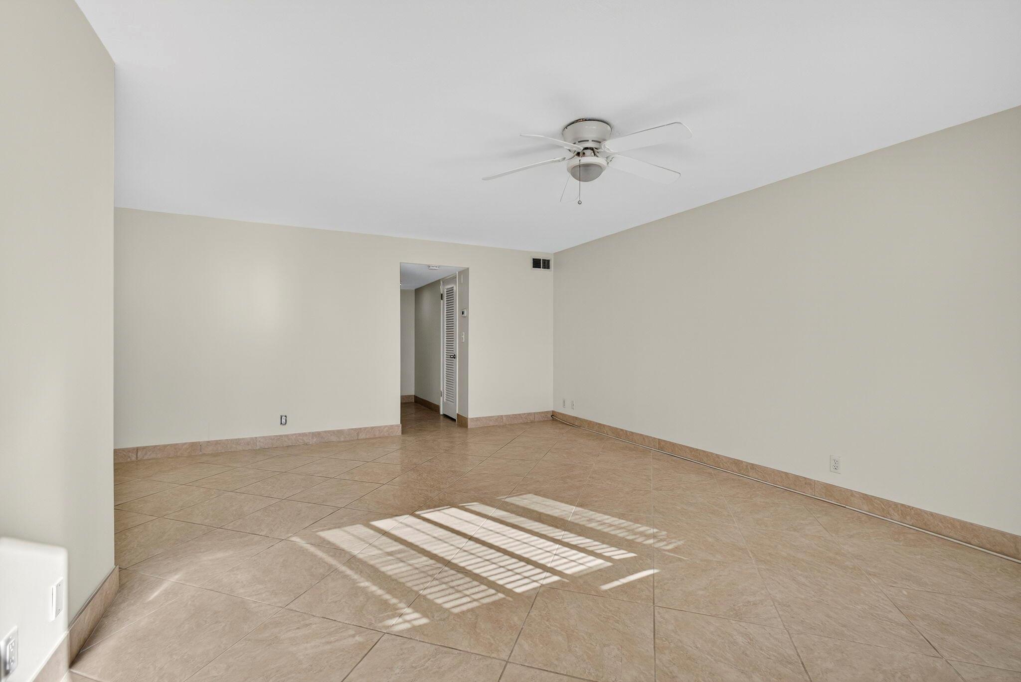 LAKE COLONY APTS ONE INC - Residential