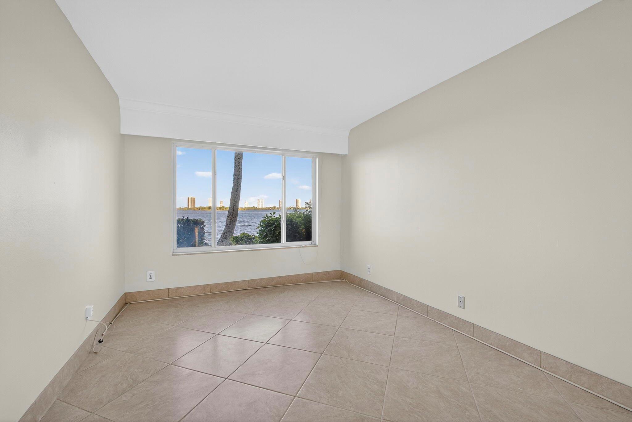LAKE COLONY APTS ONE INC - Residential