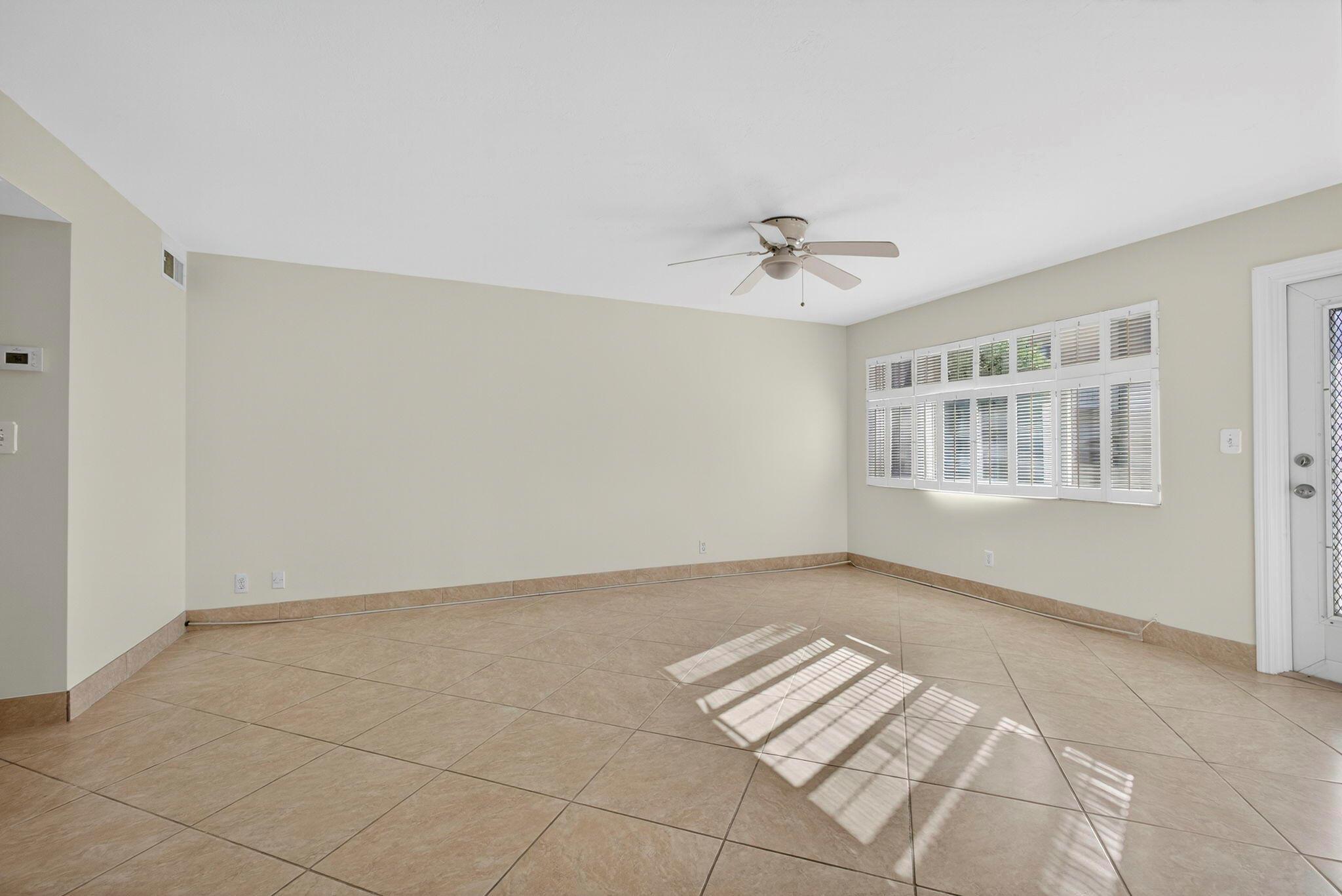 LAKE COLONY APTS ONE INC - Residential