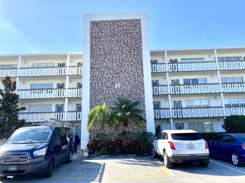 A home in Deerfield Beach