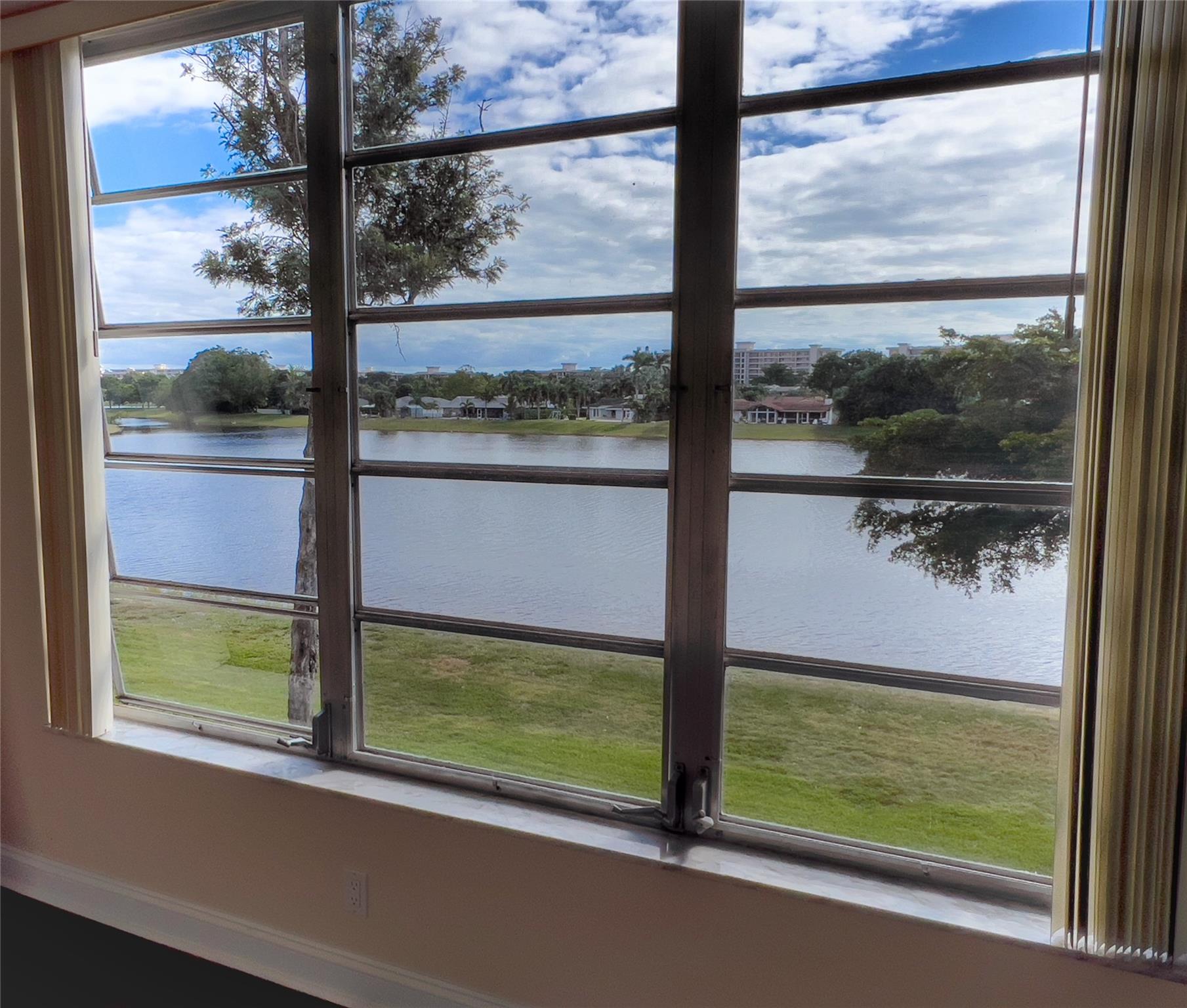 Palm-Aire Country Club - Residential Lease