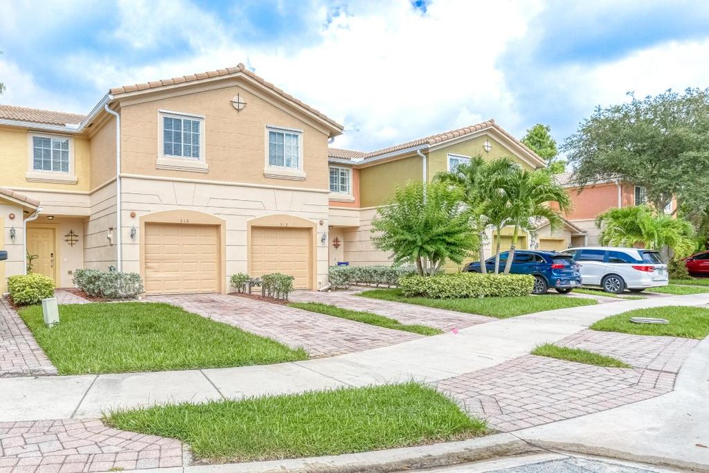 Photo of 316 SE Bloxham Way, Stuart, FL 34997 (MLS # R10907921)