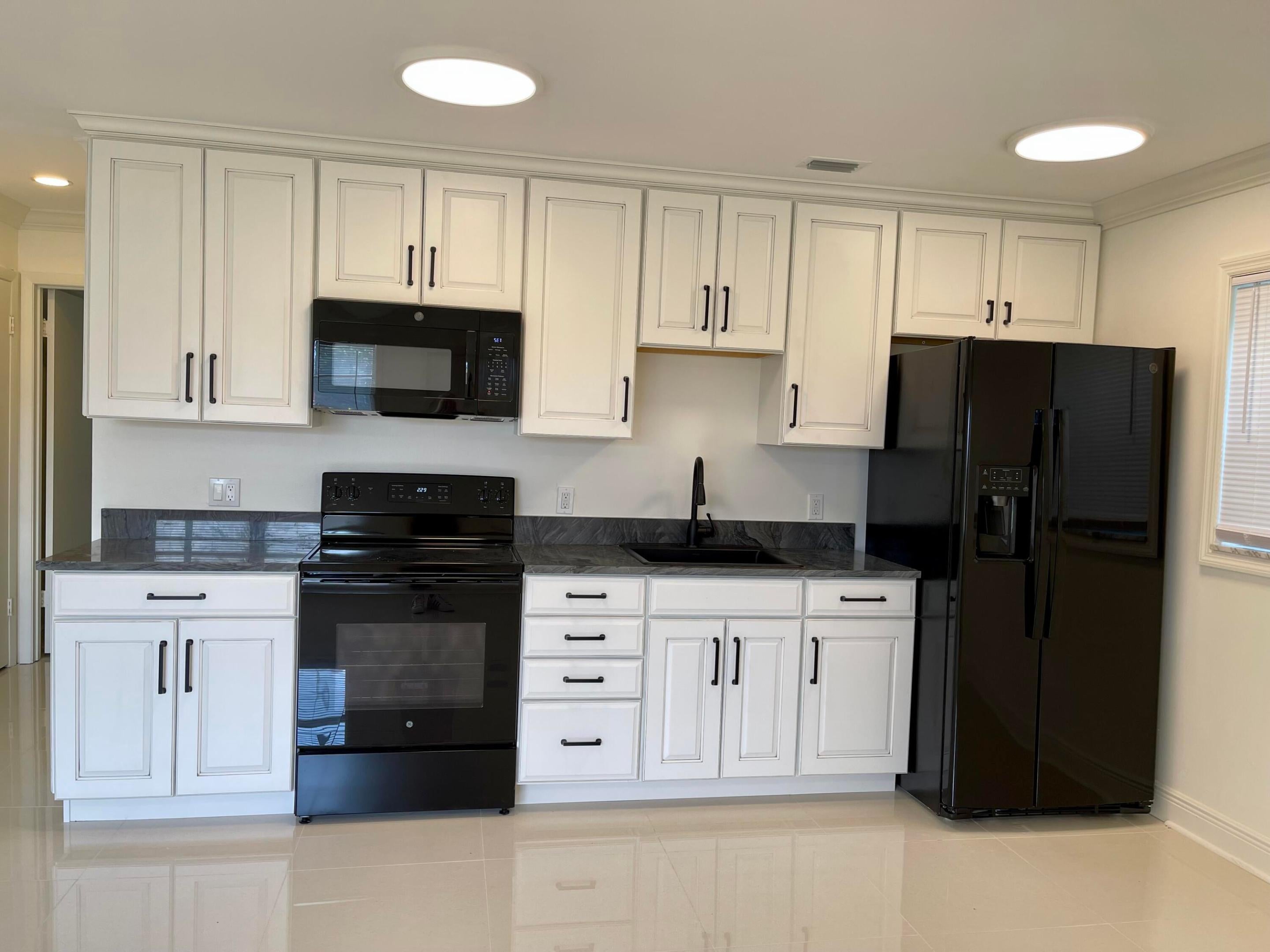 1225 NW 21st Street NW Fl 1505