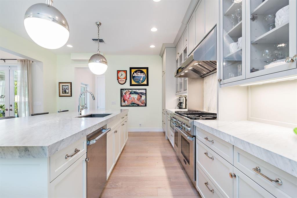 LEWIS SHORE ESTS 3 IN - Residential