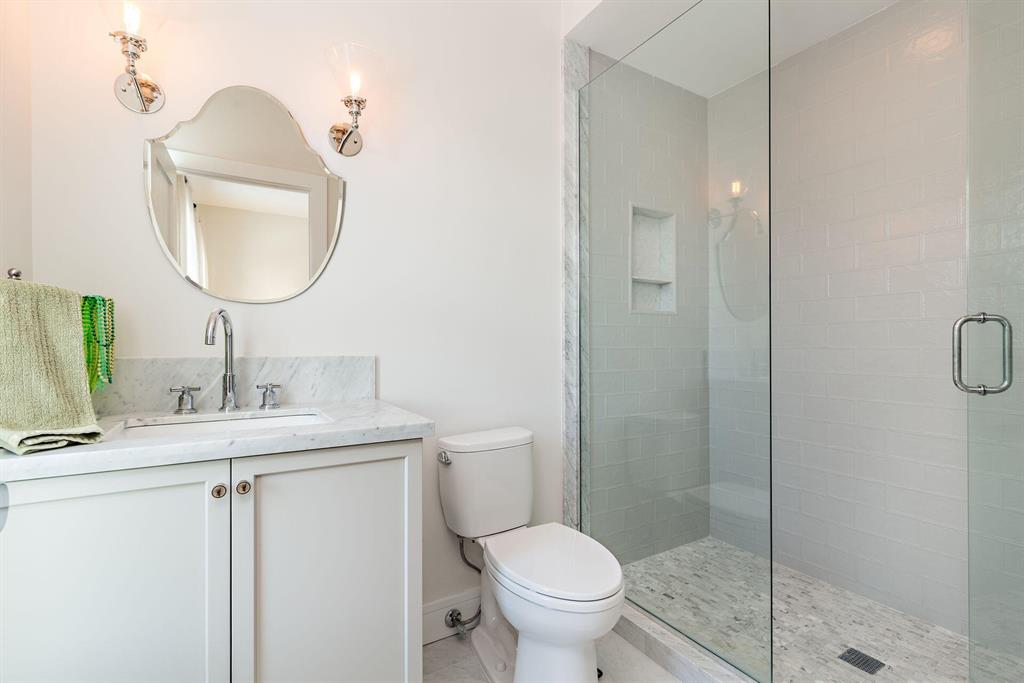 LEWIS SHORE ESTS 3 IN - Residential