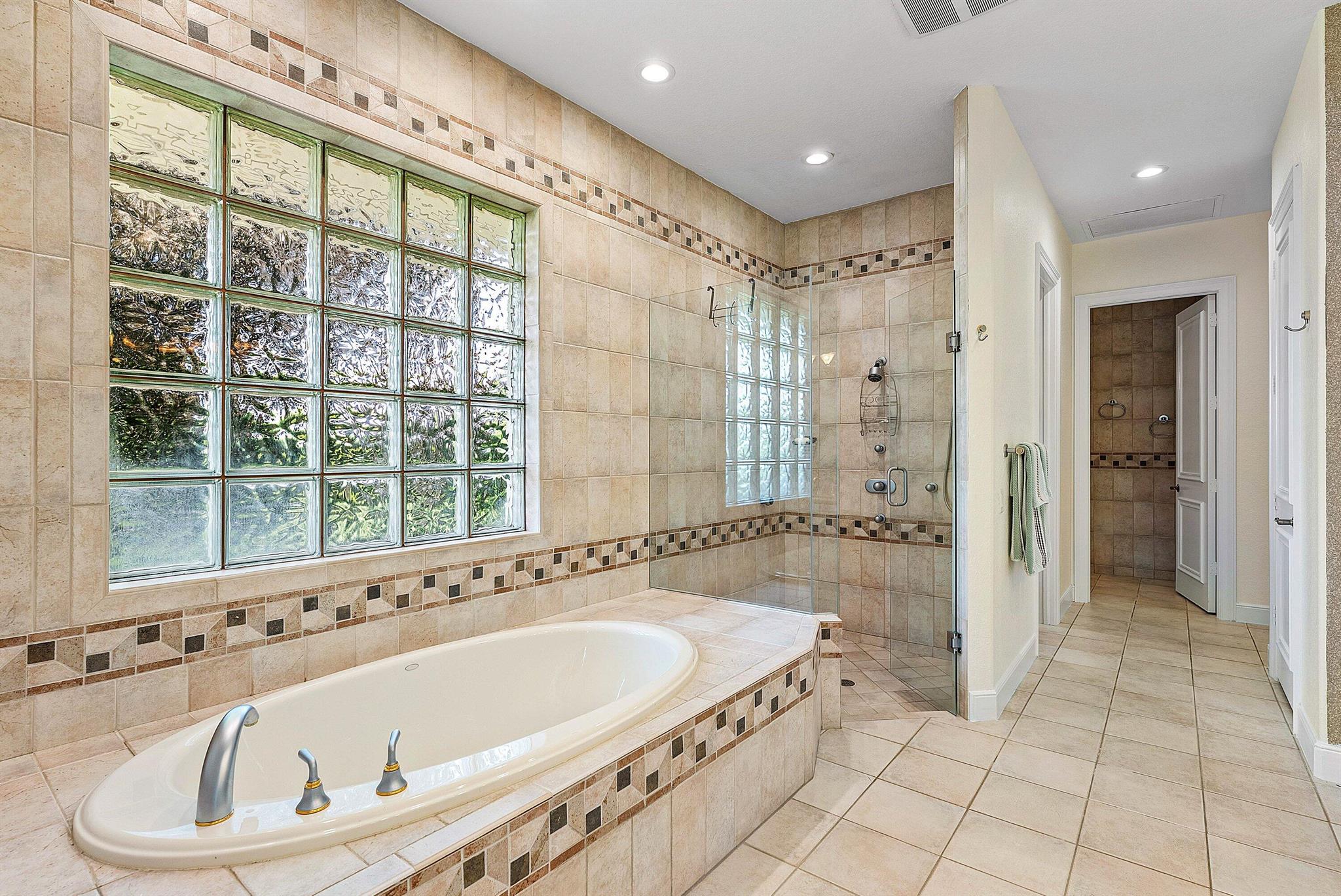 Seagate Country Club - Residential